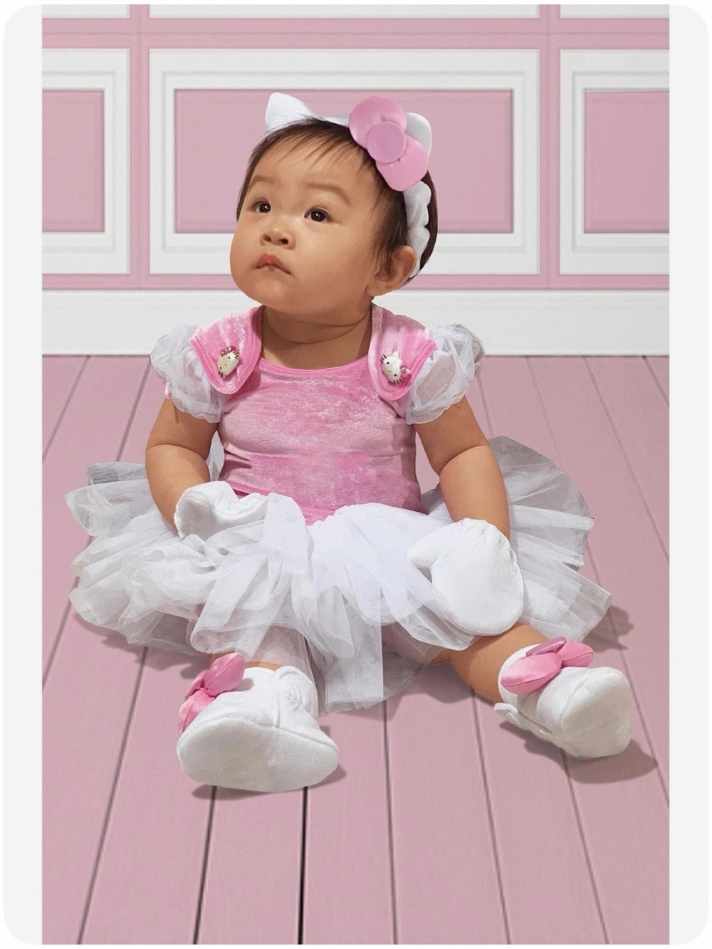 2019 Chasing Fireflies Hello Kitty Pink and White 4pc costume